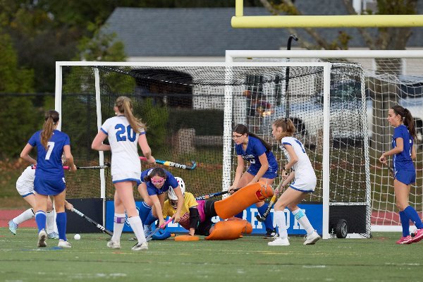 Old Saybrook vs. Suffield, photo 9