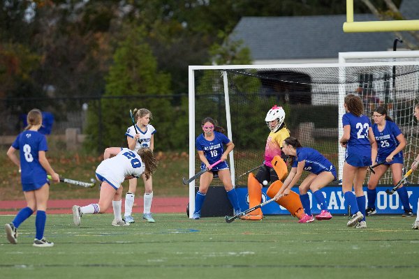 Old Saybrook vs. Suffield, photo 10